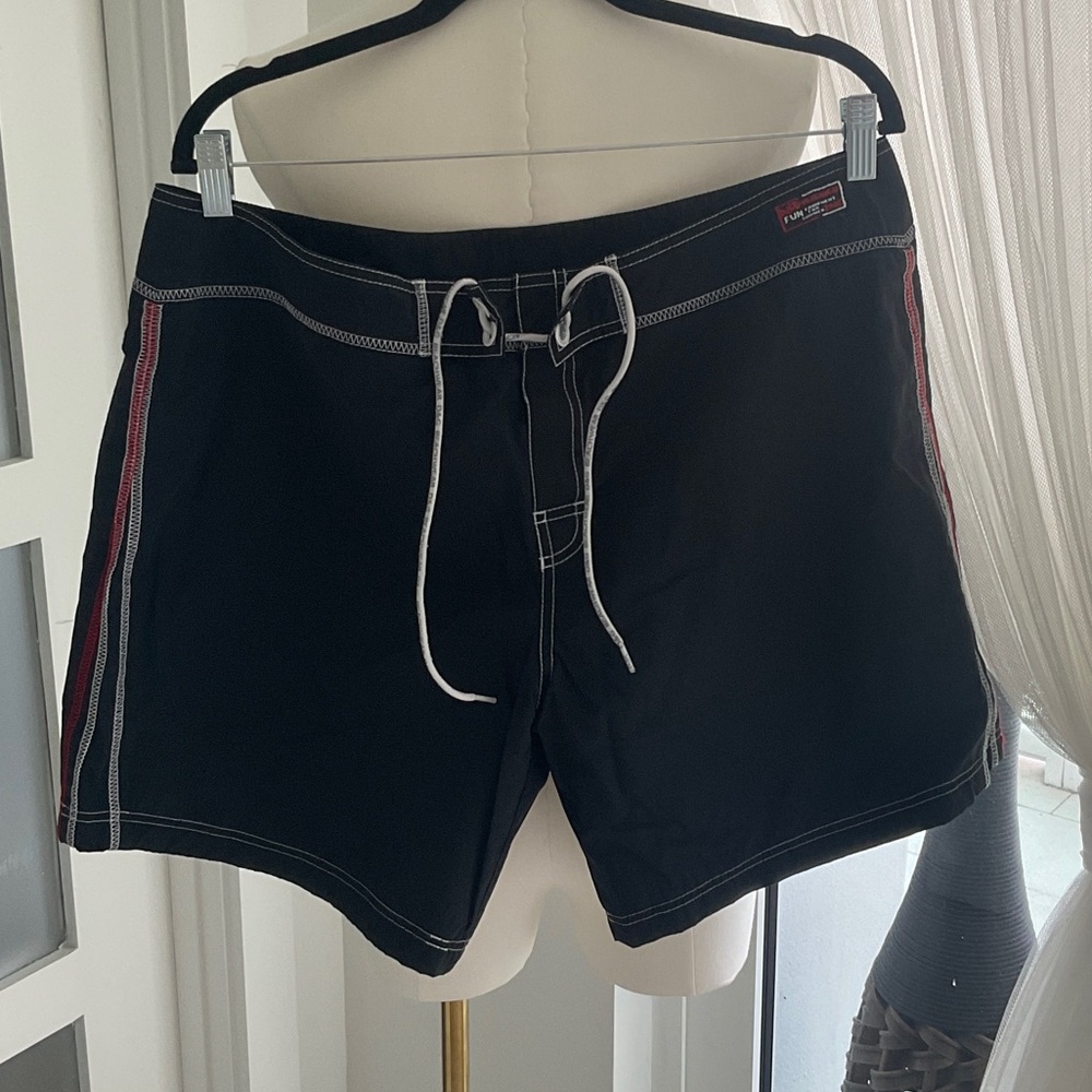 Dolce & Gabbana Black Board Beach Shorts  szXXL